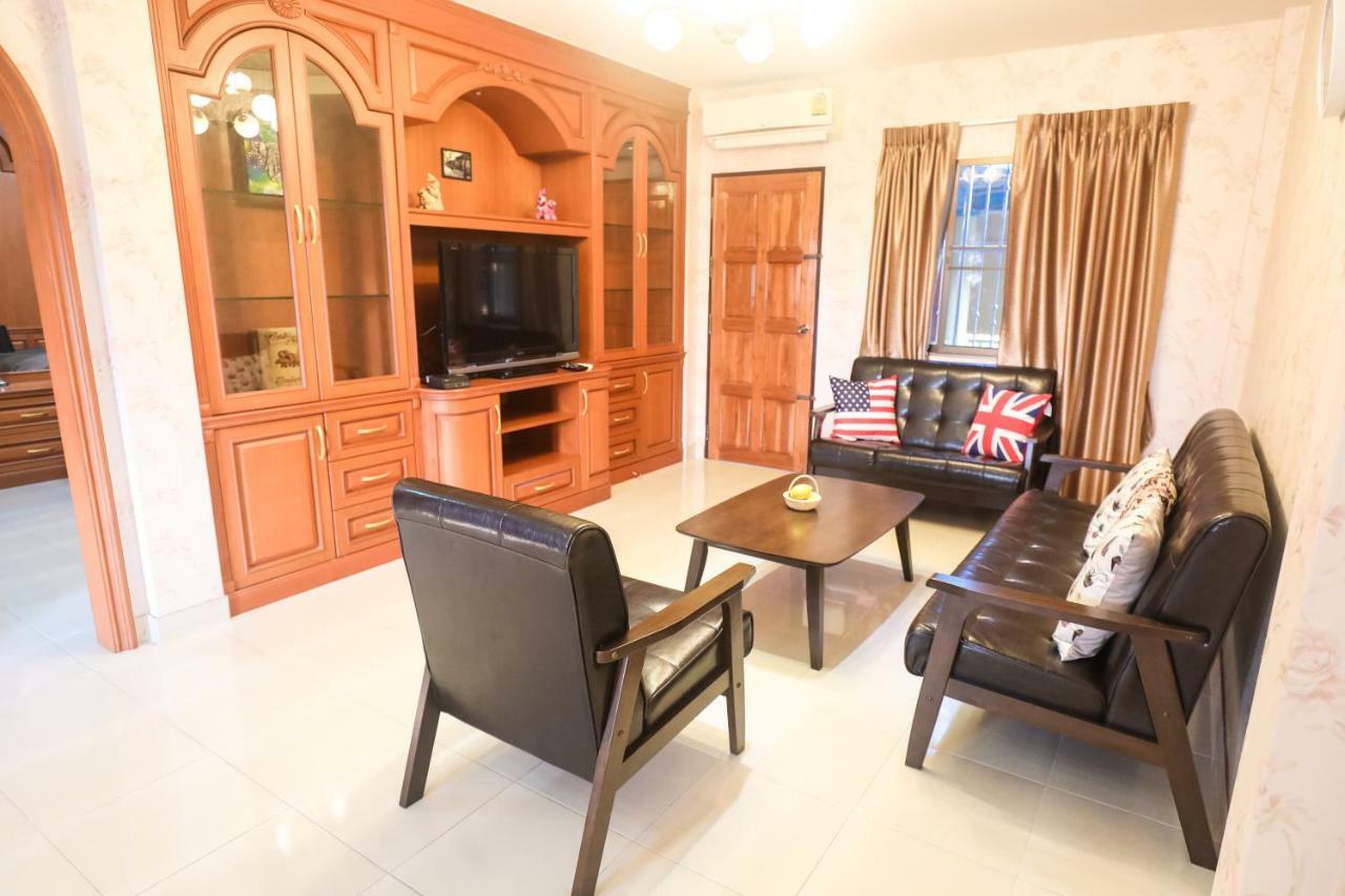 Marin House Pattaya Leilighet Eksteriør bilde