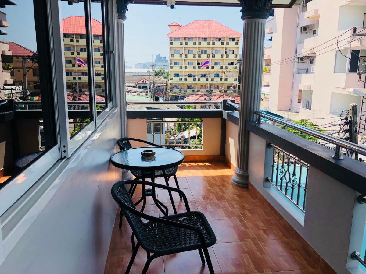 Marin House Pattaya Leilighet Eksteriør bilde