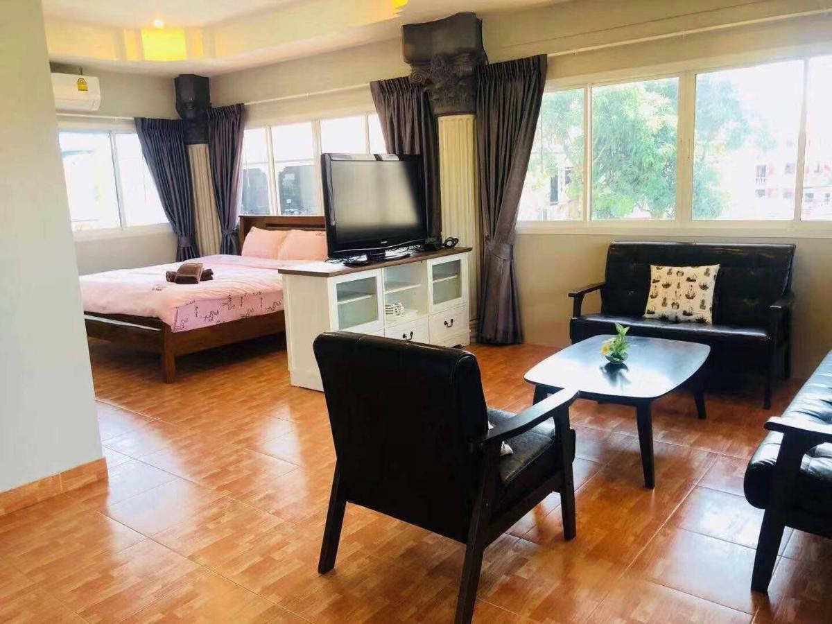 Marin House Pattaya Leilighet Eksteriør bilde